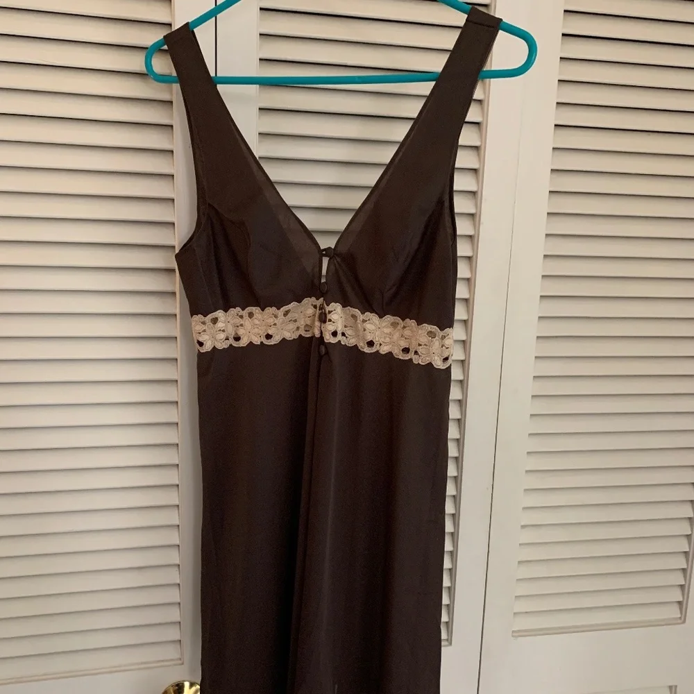 Vintage 1960s Lingerie Slip Nightgown Brown Nylon & Beige Lace Formfit Rogers - Picture 3 of 10